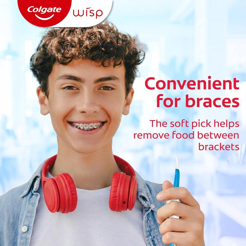 Colgate Max Fresh Wisp Disposable Travel Toothbrushes - Peppermint Flavor | 24 Count (Pack of 4)