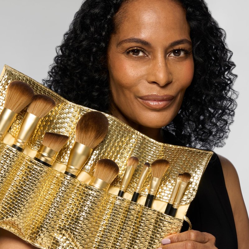 LAURA GELLER NEW YORK The Brush Vault - Ultimate Limited Edition Makeup Brush Collection - Includes Ten Must-Have Makeup Brushes for Mature Skin Makeup Application - 10 Count