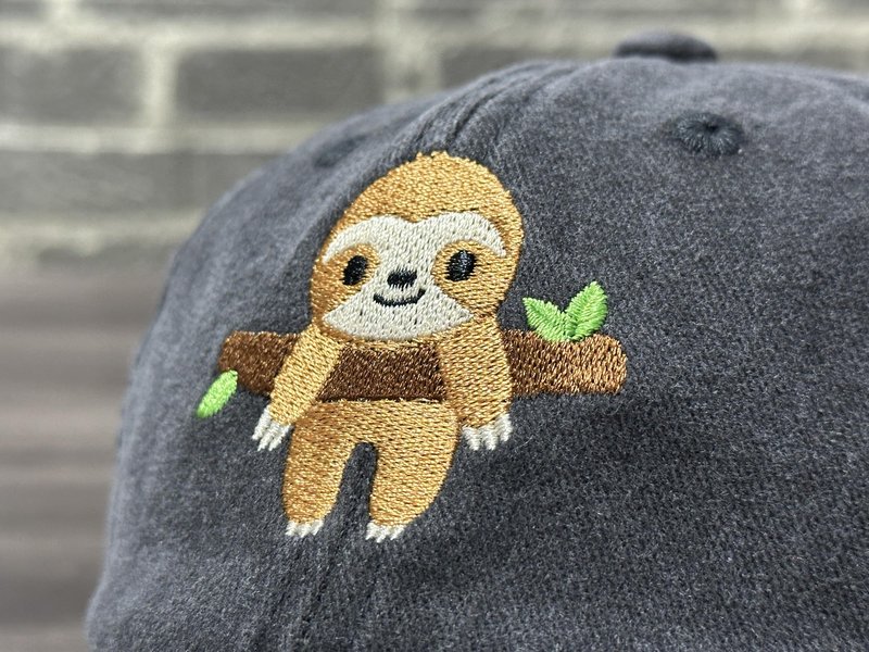 Horpe Sloth Gifts for Boys and Girls, Kid Animal Hat for Jungle Forest Lover, Embroidered Washed Black Baseball Cap for Child