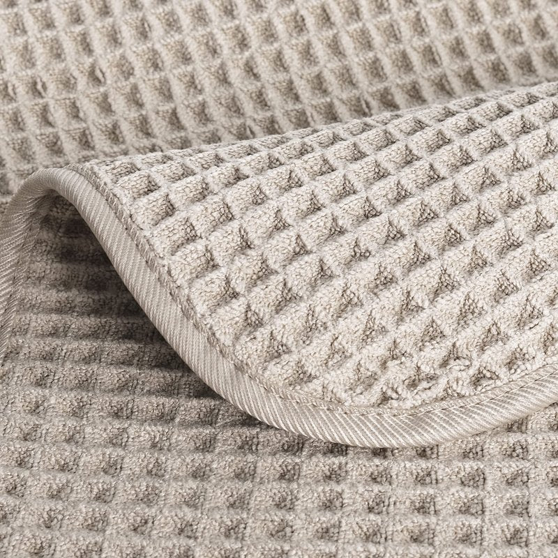 POLYTE 430 GSM Microfiber Lint Free Washcloth Face Towel, 13 x 13 in, 4 Pack (Waffle Weave)