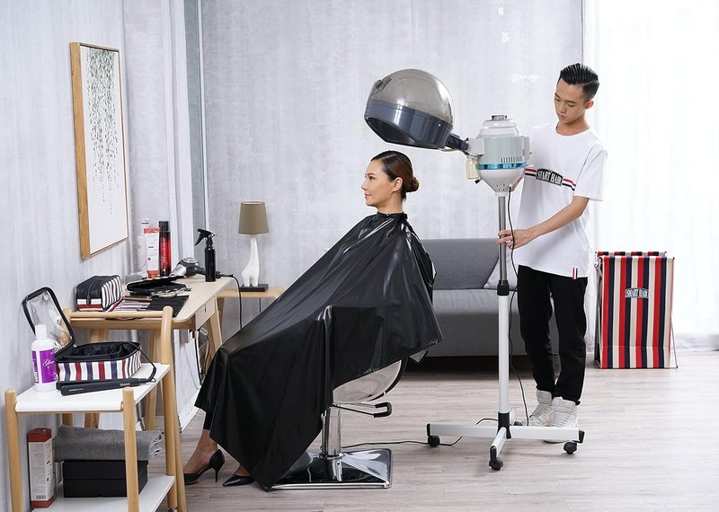 Professional Salon Cape - Waterproof Black Polyester Barber Cape | 54"x62" Size