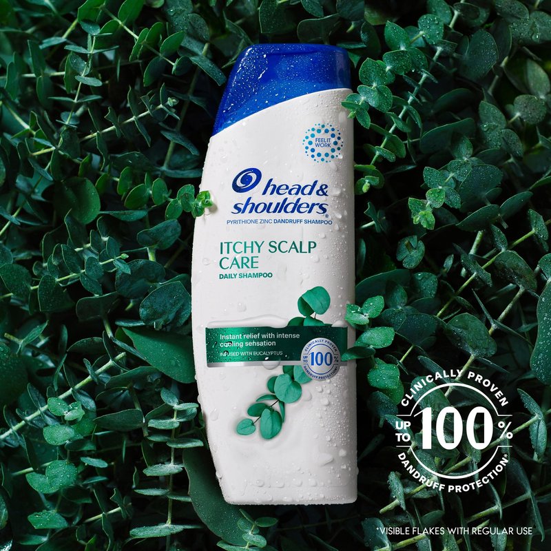 Head & Shoulders Anti-Dandruff Shampoo and Conditioner with 1% Pyrithione Zinc, Eucalyptus for Itchy Scalp Care 2-in-1 Twin Pack, Flake Control and Refreshed Scalp, 32.1 fl oz Each