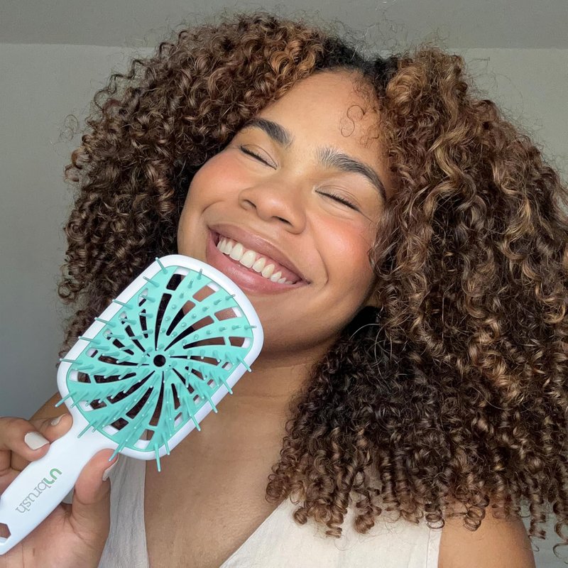 FHI Heat UNbrush Plus - Gentle Curly Hair Detangling Brush for Wet/Dry Hair | 84 UltraFlex Bristles, Lightweight Design