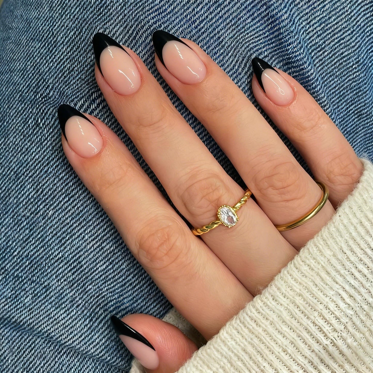 SXVME Press On Nails Short Almond, Black French Tip Press On Nails with Glue for Women, Natural French Fake Nails Press ons in 15 Sizes - 30 Soft Gel Glue On Nails Kit, Realistic Look, Classic