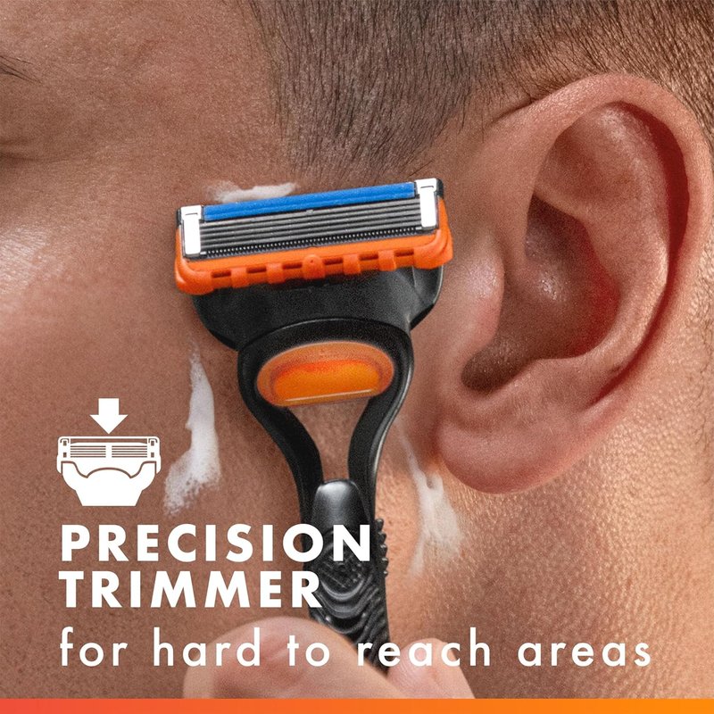 Gillette Fusion5 Razors - Comfortable Shaving with Lubrastrip - Includes 1 Razor & 4 Blade Refills