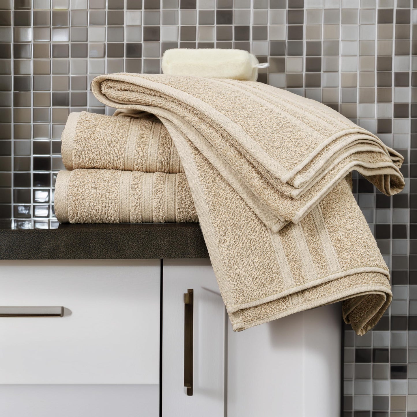 Tens Towels Pack of 4 Soft Bath Towels, 100% Cotton, 27 x 54 Inches, Lightweight & Quick-Dry, Ideal for Daily Bathroom Use, Practical & Comfortable, Beige