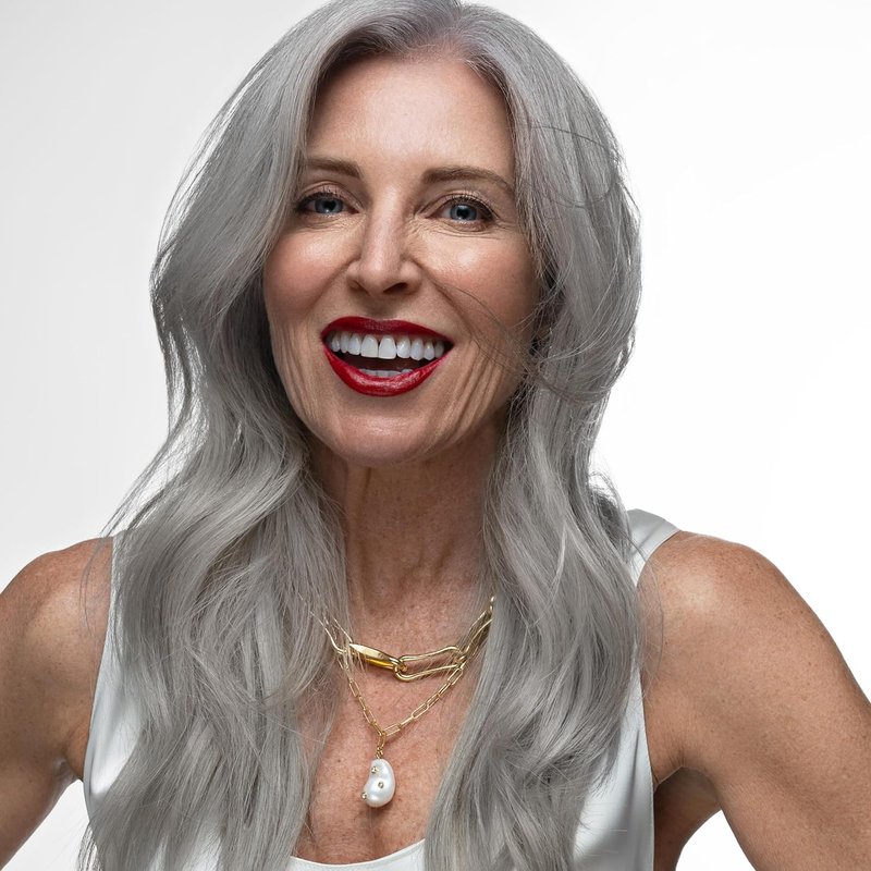 AGE Beautiful Brightening Wash Shampoo - Silver & Gray Hair Care with CoQ10 & Charcoal | Sulfate-Free, Color-Safe Formula