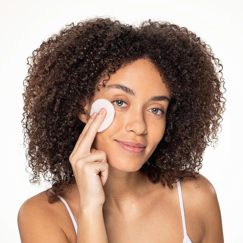 Neutrogena Gentle Oil-Free Eye Makeup Remover | Waterproof Mascara Dissolver, 8 fl. oz (Pack of 2)