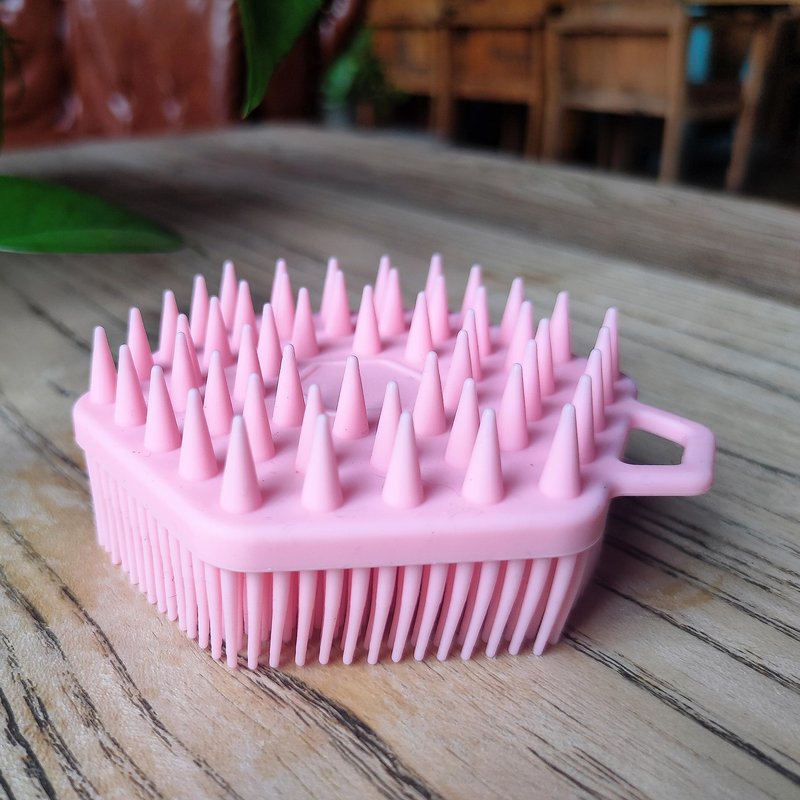 Premium Sensory Brush for Kids or Autism,Soft Silicone Body Scrubber,2 in 1 Sensory Room Occupational Therapy Sensory Brushes,Silicone Loofah,Pets Shower Brush Bath Brush Shampoo Brush（Hexagon-Pink）