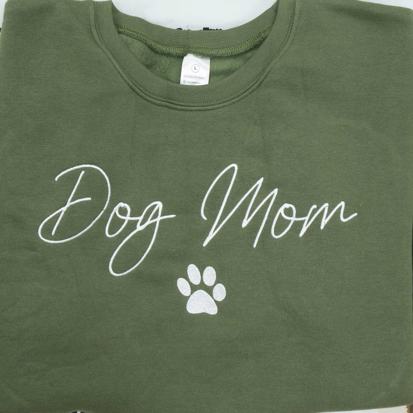 Nani - Dog Mom Mama Mommy Embroidered Crewneck Sweatshirt Paw On Sleeve for Women - Gifts For New Dog Mom Mama Birthday Christmas Mothers Day Valentine Embroidery Pullover Sweater Shirt