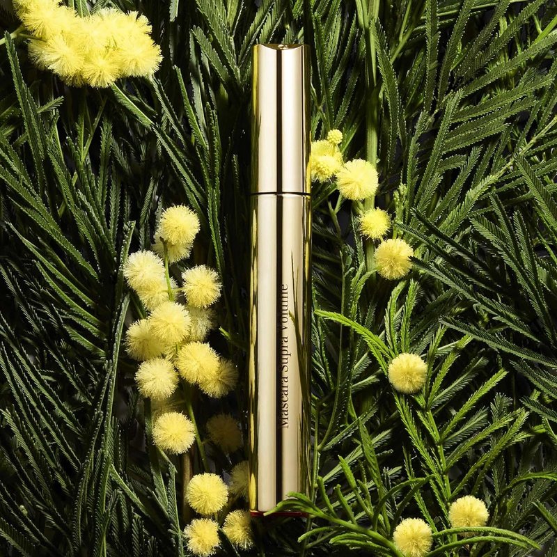 Clarins Supra Volume Mascara - Award-Winning Volumizing & Lengthening Formula | Clump-Free, Smudge-Proof | 0.2 Ounces