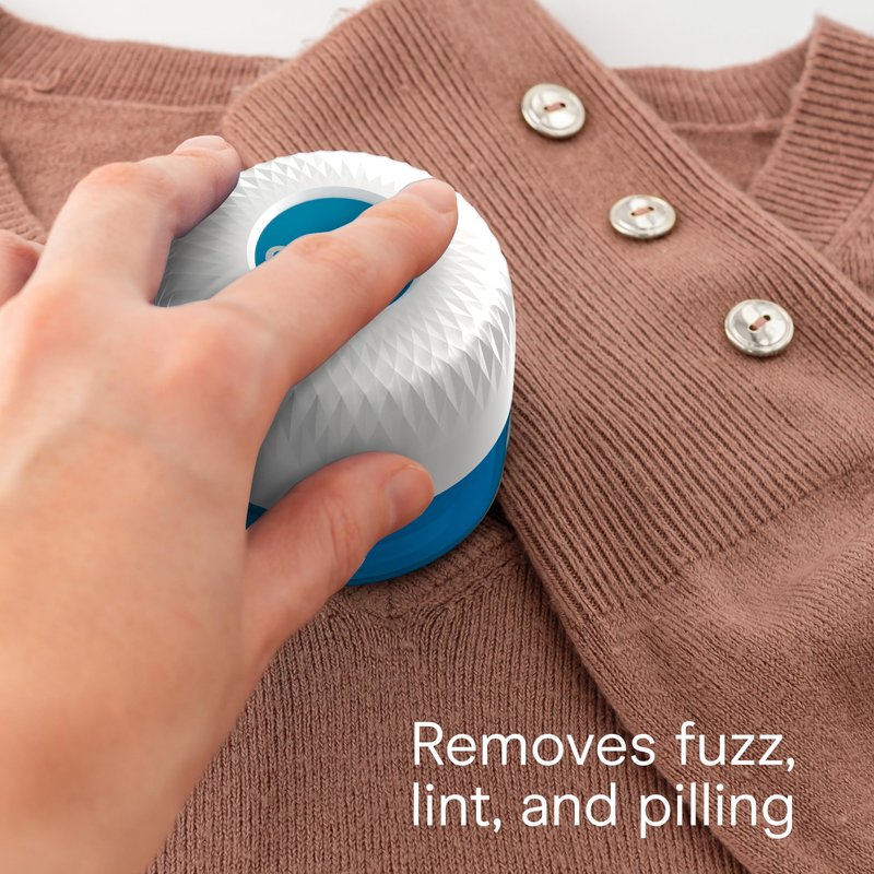 Conair Fabric Shaver, Lint Shaver for Clothing and Furniture Removes Lint, Fuzz, and Pilling, Fabric Pilling Remover with Extra-Large 2.25" Shaving Surface and 3 Stainless Steel Blades