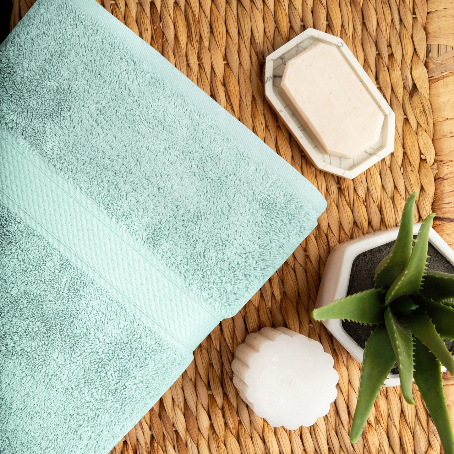 SUPERIOR Egyptian Cotton Ultra Plush & Absorbent, 10 Piece Set, Sea Foam