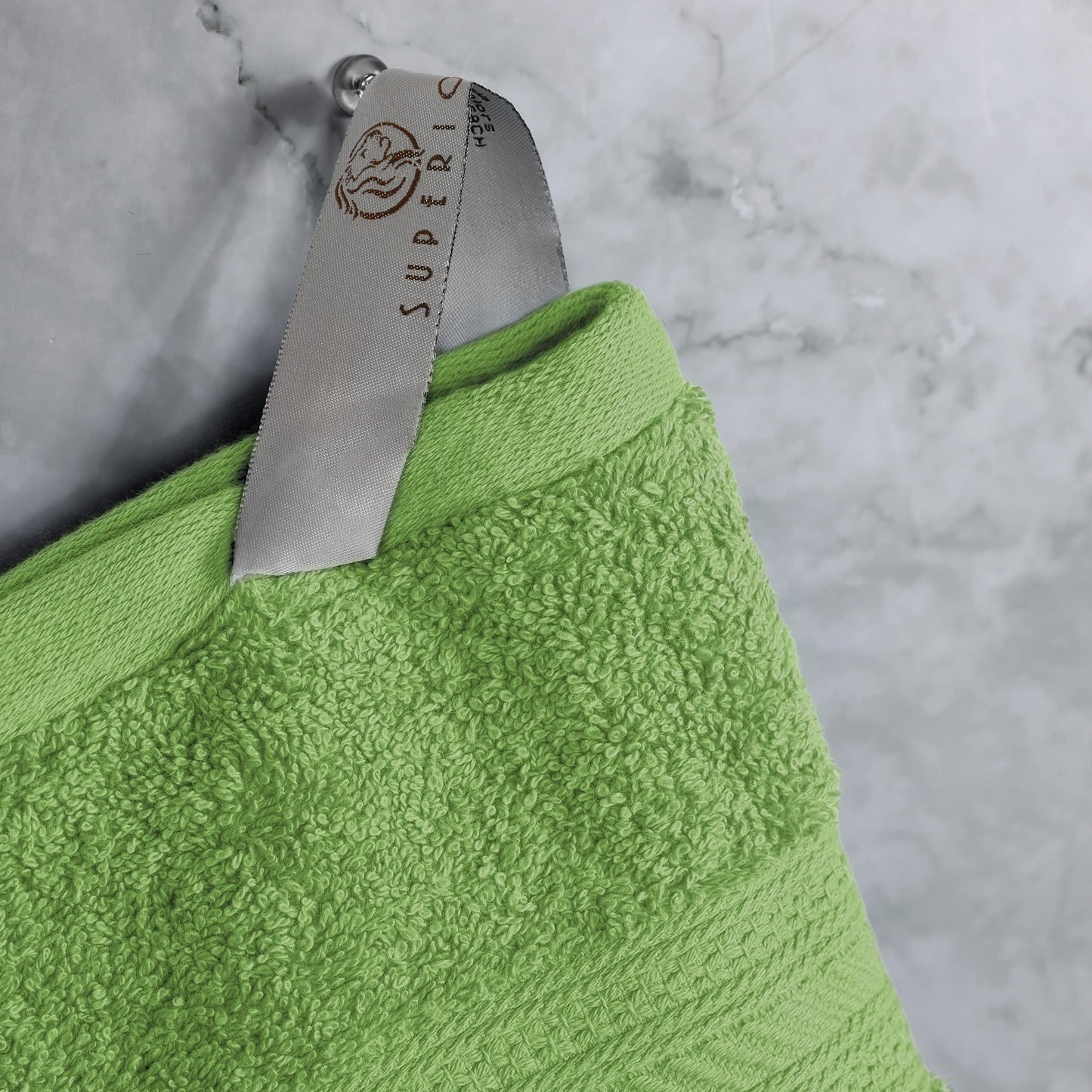 Superior Long Staple 100% Combed Cotton 700GSM 8-Piece Solid Towel Set for Bathroom, Shower-Super Soft, Plush, Assorted 8-Piece Towels, 4 Face/Washcloths, 2 Hand Towels, 2 Bath Towels, Green Essence