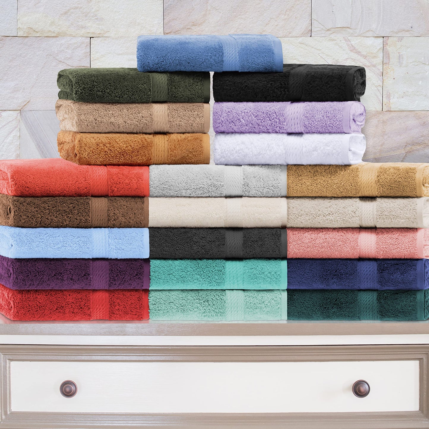 SUPERIOR Egyptian Cotton Pile 8 Piece Towel Set, Includes 2 Bath, 2 Hand, 4 Face Towels/Washcloths, Ultra Soft Luxury Towels, Thick Plush Essentials, Guest Bath, Spa, Hotel Bathroom, Light Blue