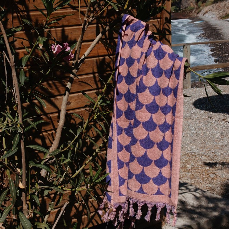 sea me at home 100% Turkish Cotton Bath, Beach, and Pool Towel with Unique Design - 31x62 Inches (Amethyst Shores)