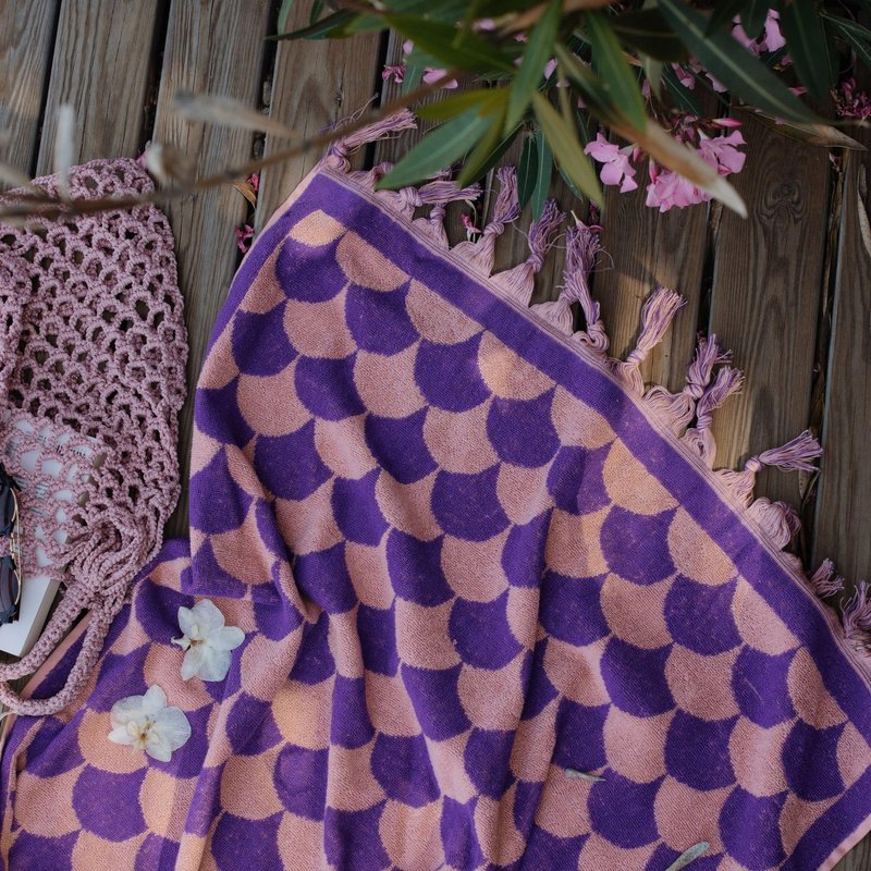 sea me at home 100% Turkish Cotton Bath, Beach, and Pool Towel with Unique Design - 31x62 Inches (Amethyst Shores)