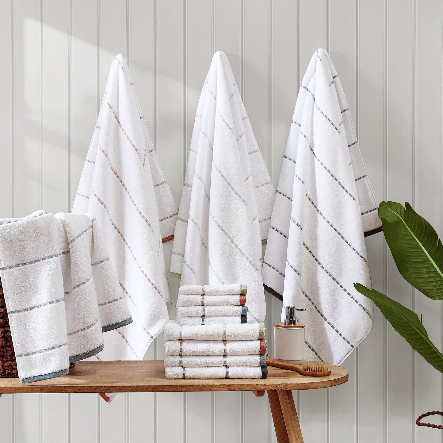 Tommy Bahama - Bath Towels, 100% Soft & Absorbent Cotton, Low Linting & Fade Resistant, Medium Weight Bathroom Towels (Ridley Solid Orange, 3 Piece)
