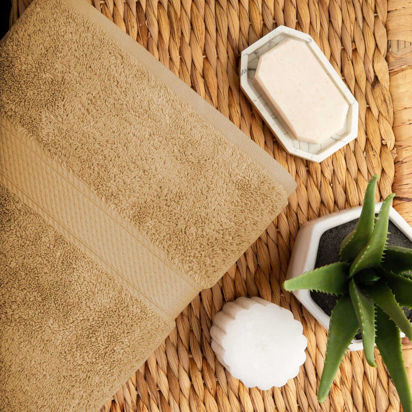 Superior Egyptian Cotton Pile 10 Piece Towel Set, Includes 2 Bath, 4 Hand, 4 Face Towels/ Washcloths, Ultra Soft Luxury Towels, Thick Plush Essentials, Guest Bath, Spa, Hotel Bathroom, Toast