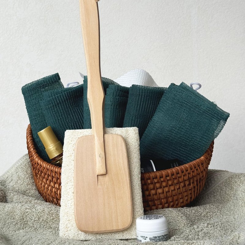 Natural Loofah Scrub. Back Loofah Sponge .Long Handle Shower Bath Brush On a Stick Body Scrub Brush Scrubber Exfoliating Body Sponge（2 Pack）