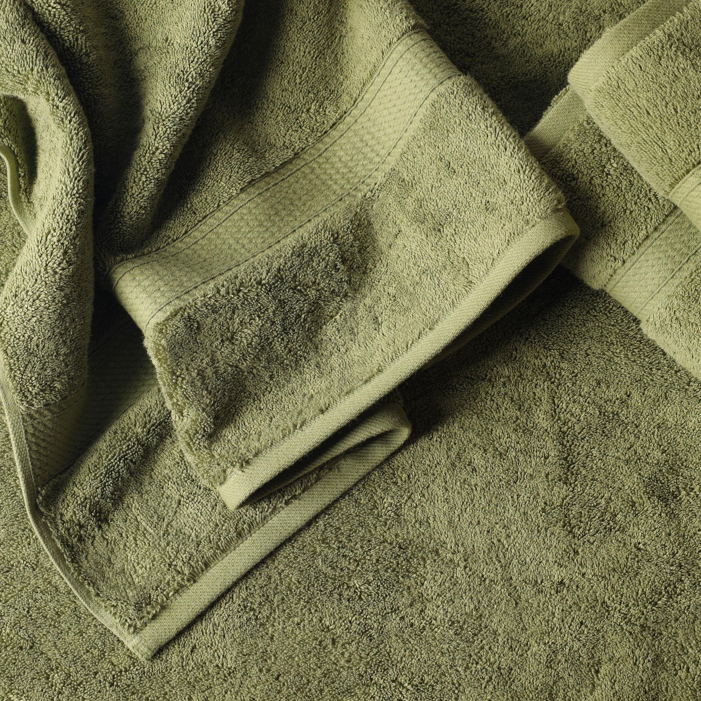 Superior Egyptian Cotton Pile 6 Piece Towel Set, Includes 2 Bath, 2 Hand, 2 Face Towels/ Washcloths, Ultra Soft Luxury Towels, Thick Plush Essentials, Guest Bath, Spa, Hotel Bathroom, Forest Green